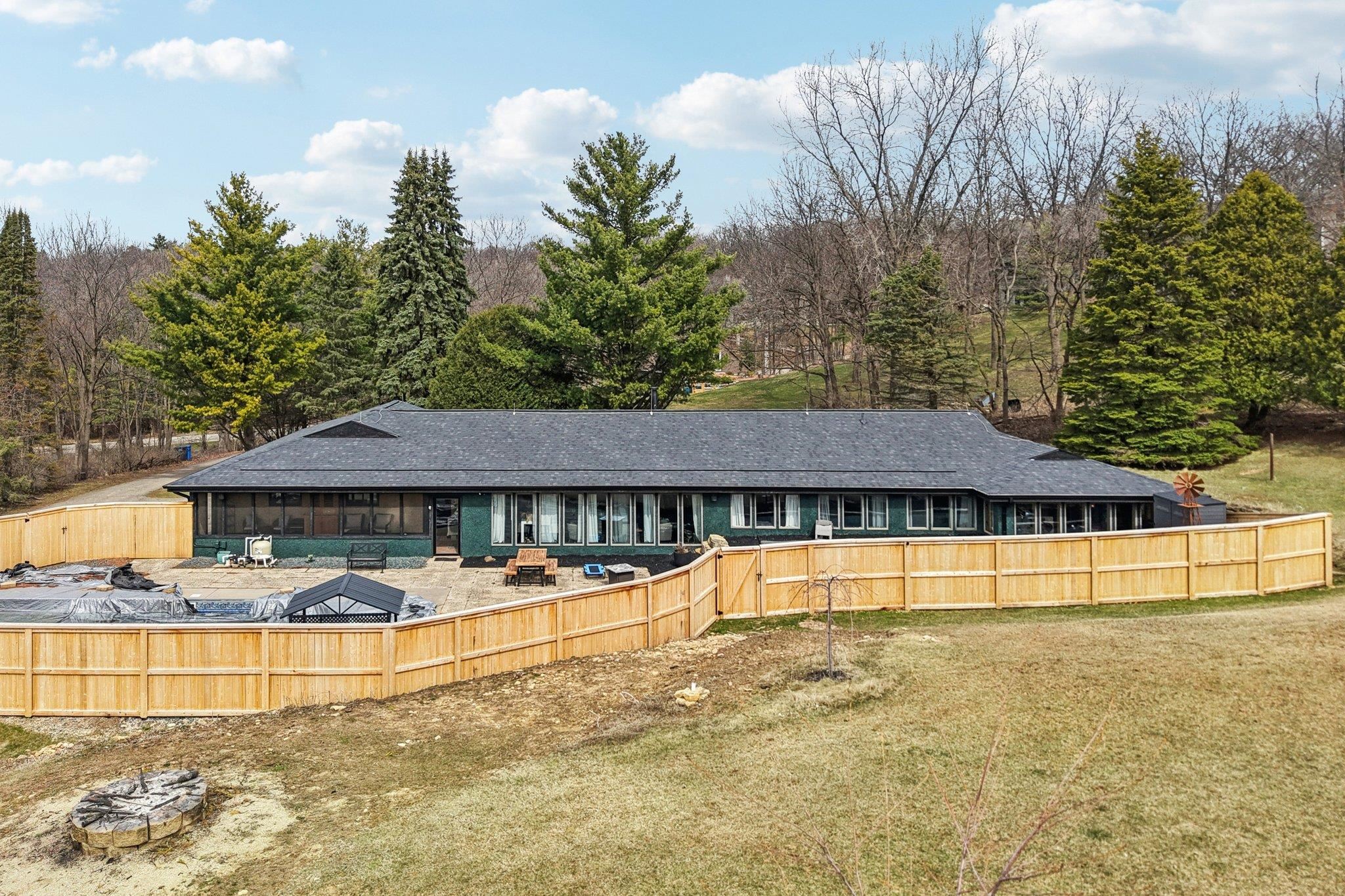 5438 Marie Road Oregon, WI 53575 - Photo 3 of 80