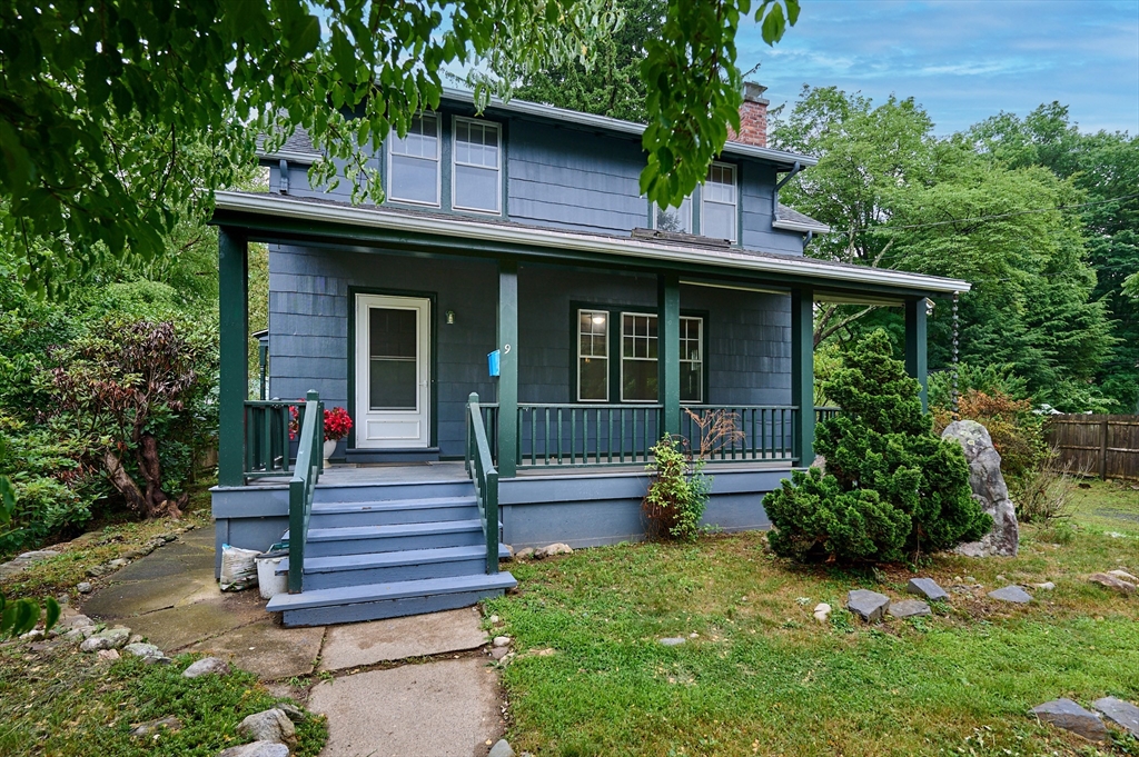 9 McClure Street Amherst, MA 01002 - Photo 3 of 32