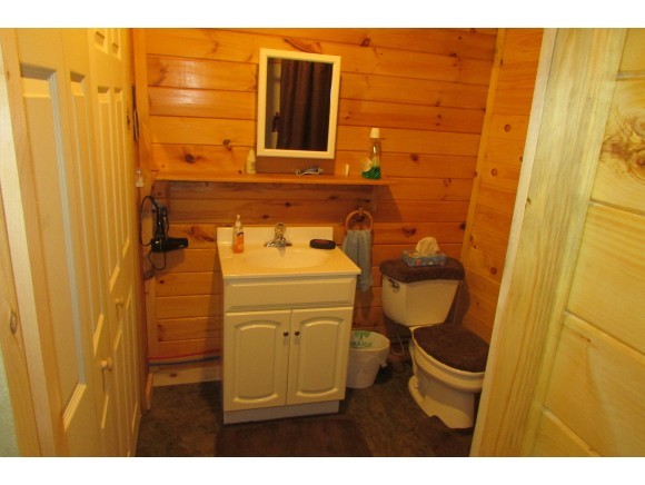 1154 Parker Road Glover, VT 05875 - Photo 10 of 19 Gallery Image 10