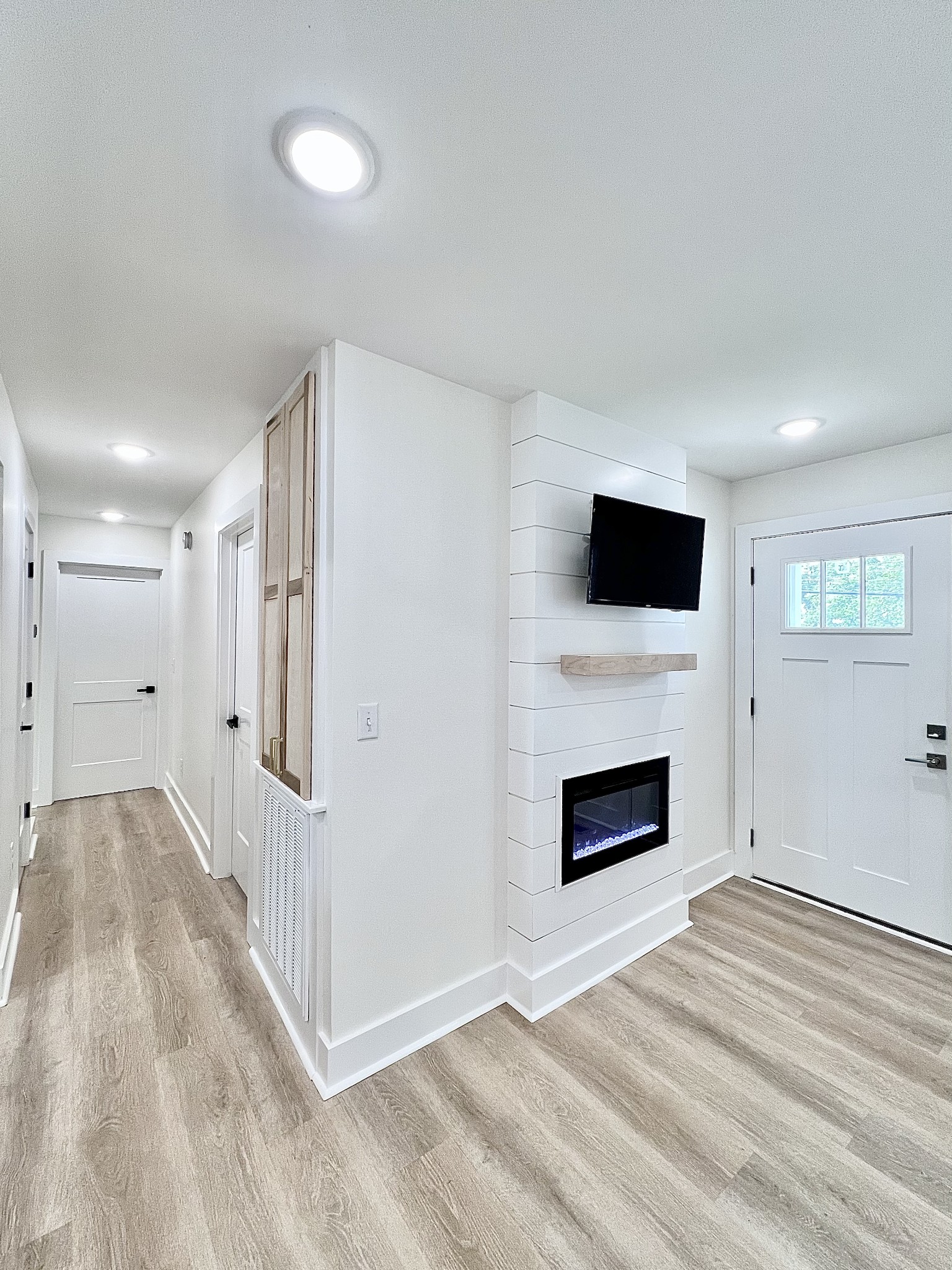 207 North Cedar Lane Pulaski, TN 38478 - Photo 28 of 66 a view of a livingroom with a fireplace