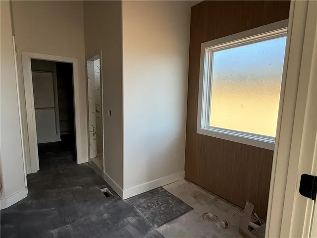 $789,900 | 3401 West 187th Street, Overland Park, KS 66085