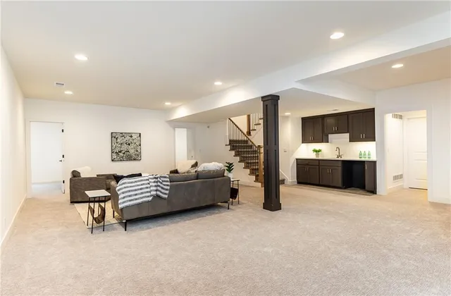 $789,900 | 3401 West 187th Street, Overland Park, KS 66085