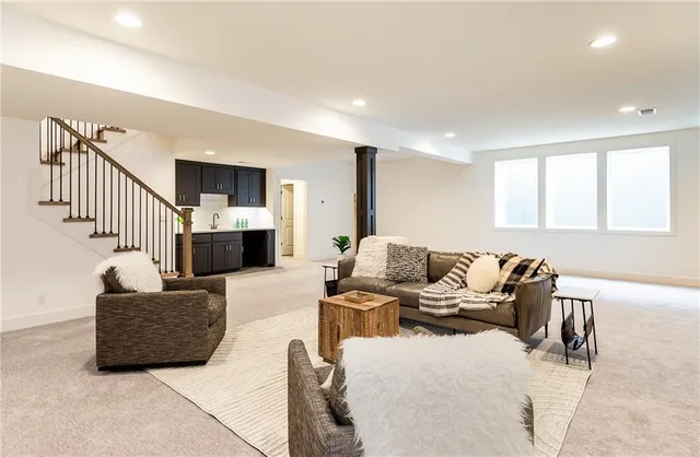 $789,900 | 3401 West 187th Street, Overland Park, KS 66085