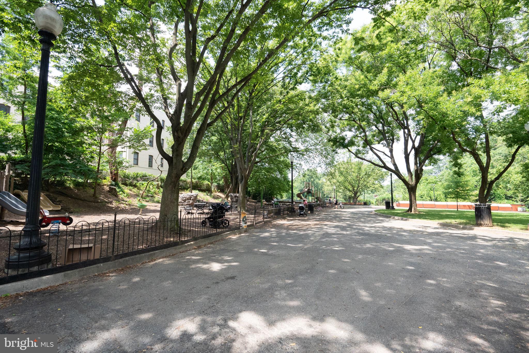 2707 Adams Mill Road Northwest, Unit 308 Washington, DC 20009 - Photo 29 of 34