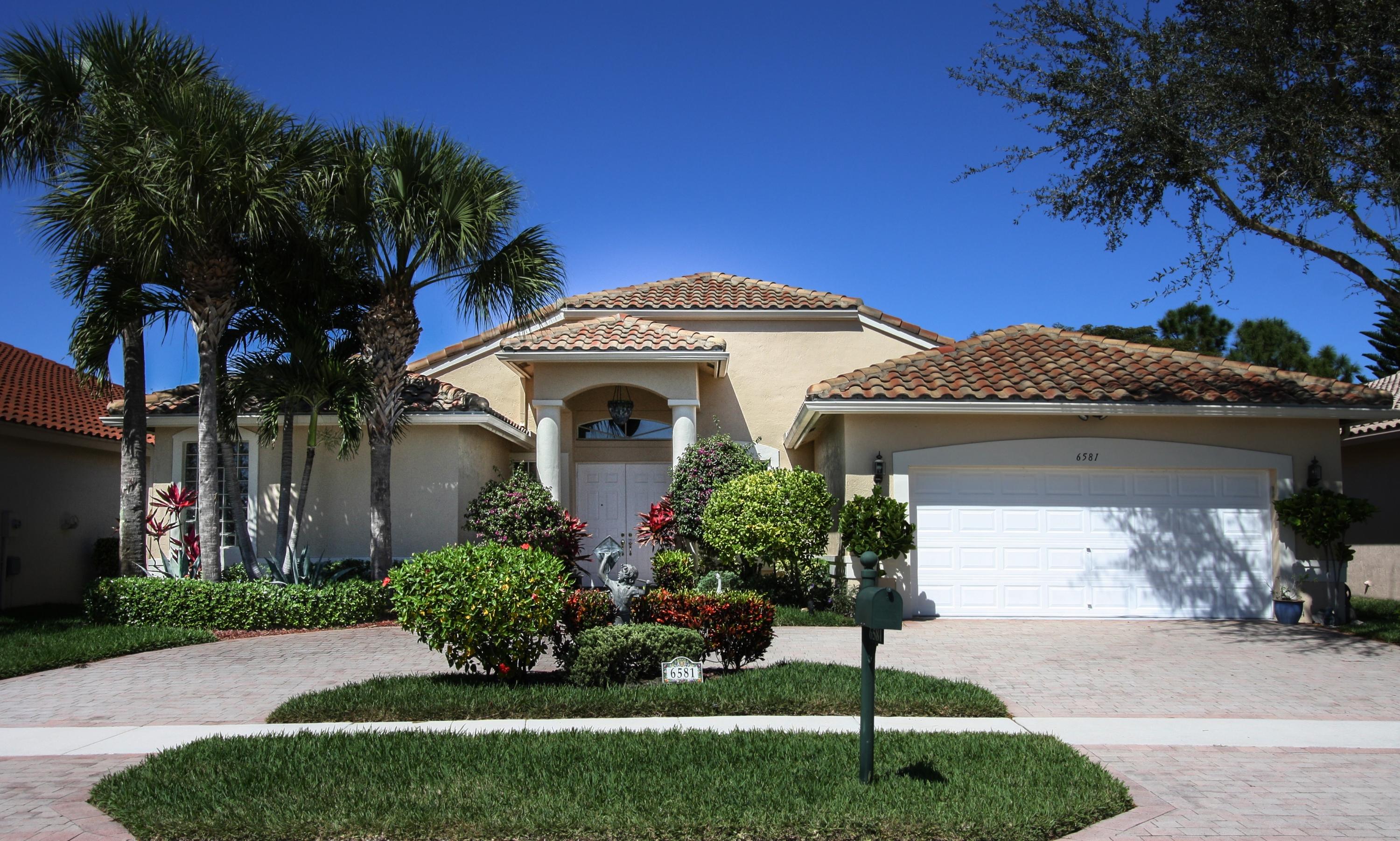 6581 Garde Road Boynton Beach, FL 33472 - Photo 1 of 31 Front