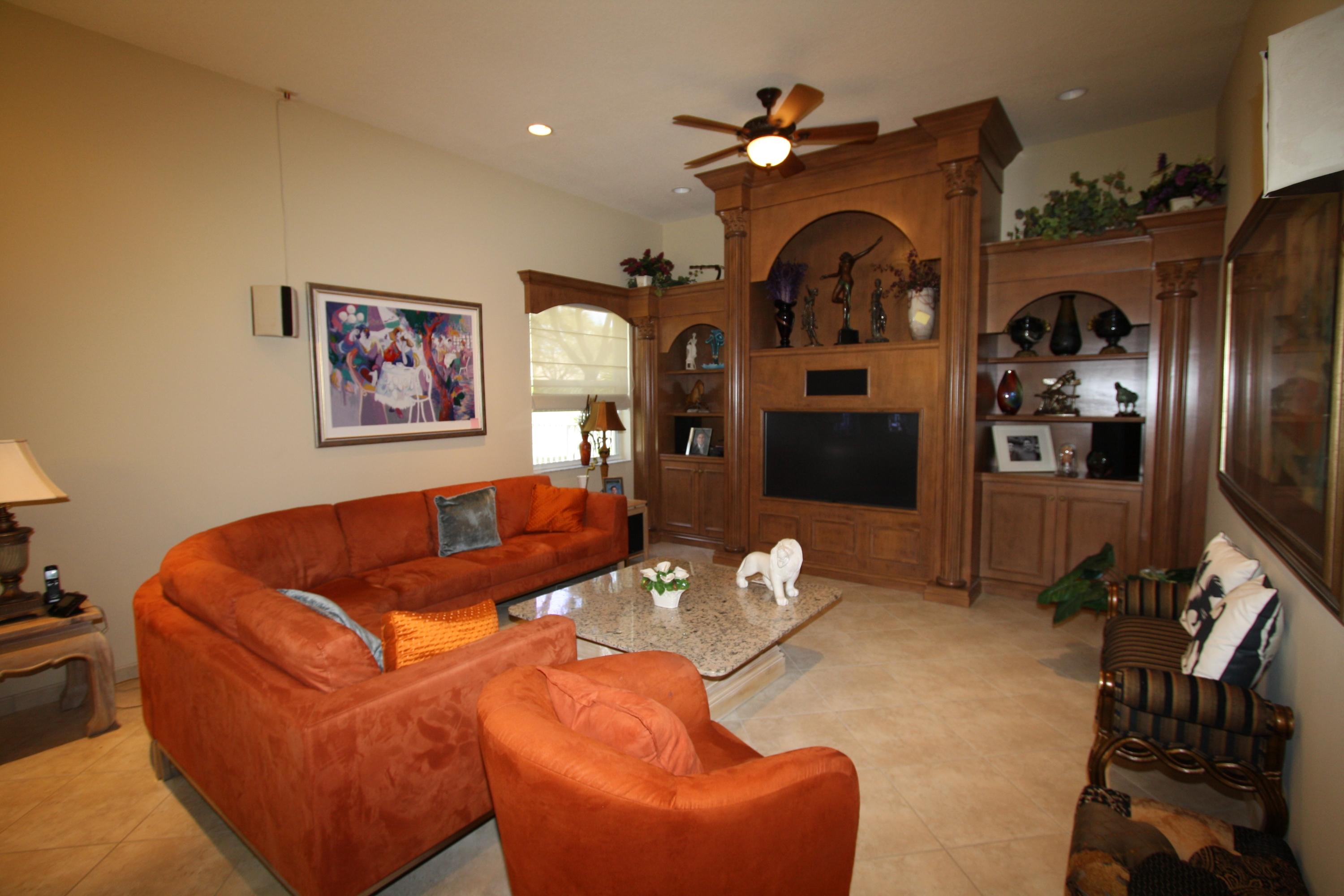 6581 Garde Road Boynton Beach, FL 33472 - Photo 8 of 31 Family Room