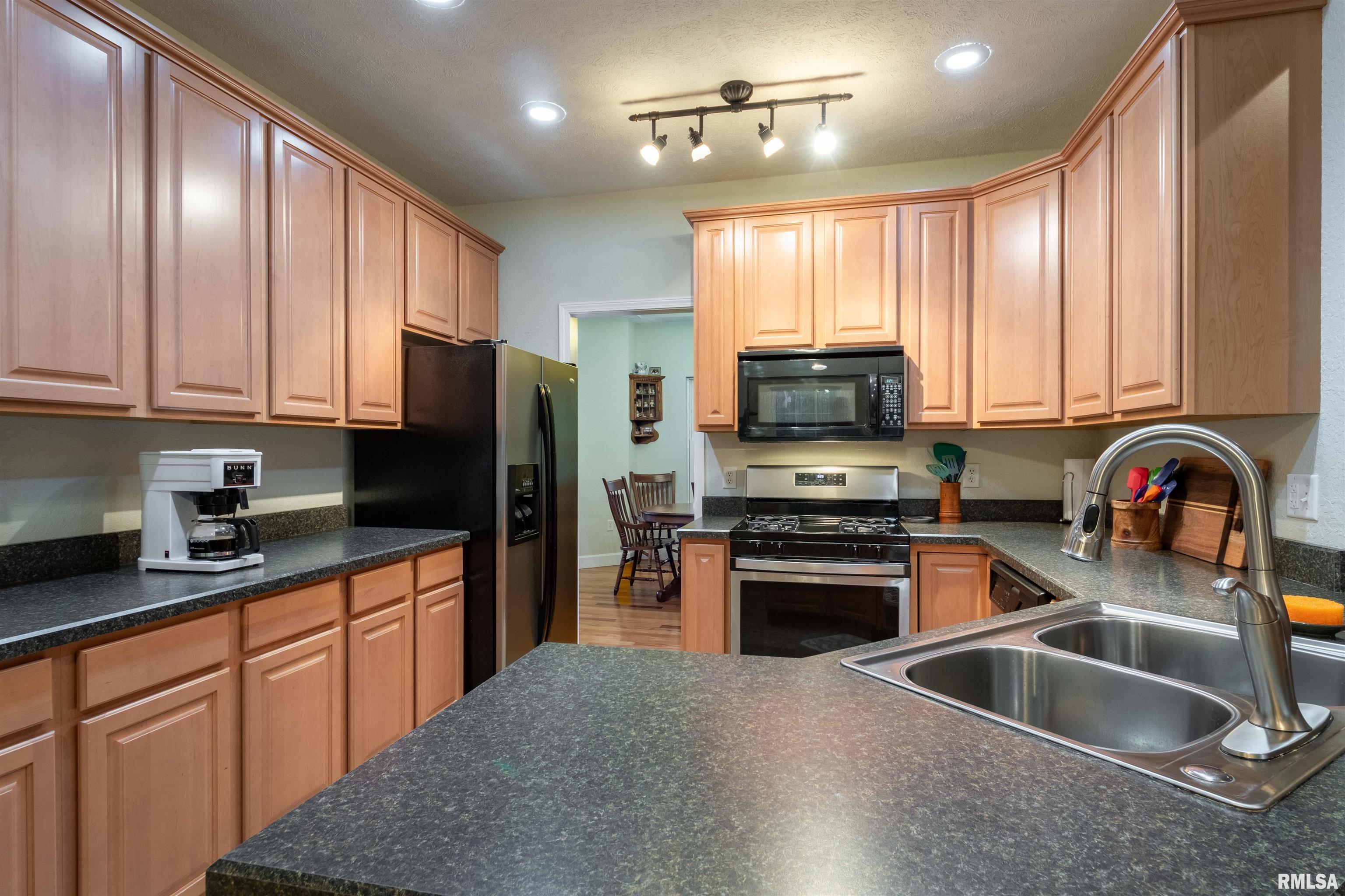 12255 Binkley Road Marion, IL 62959 - Photo 18 of 43