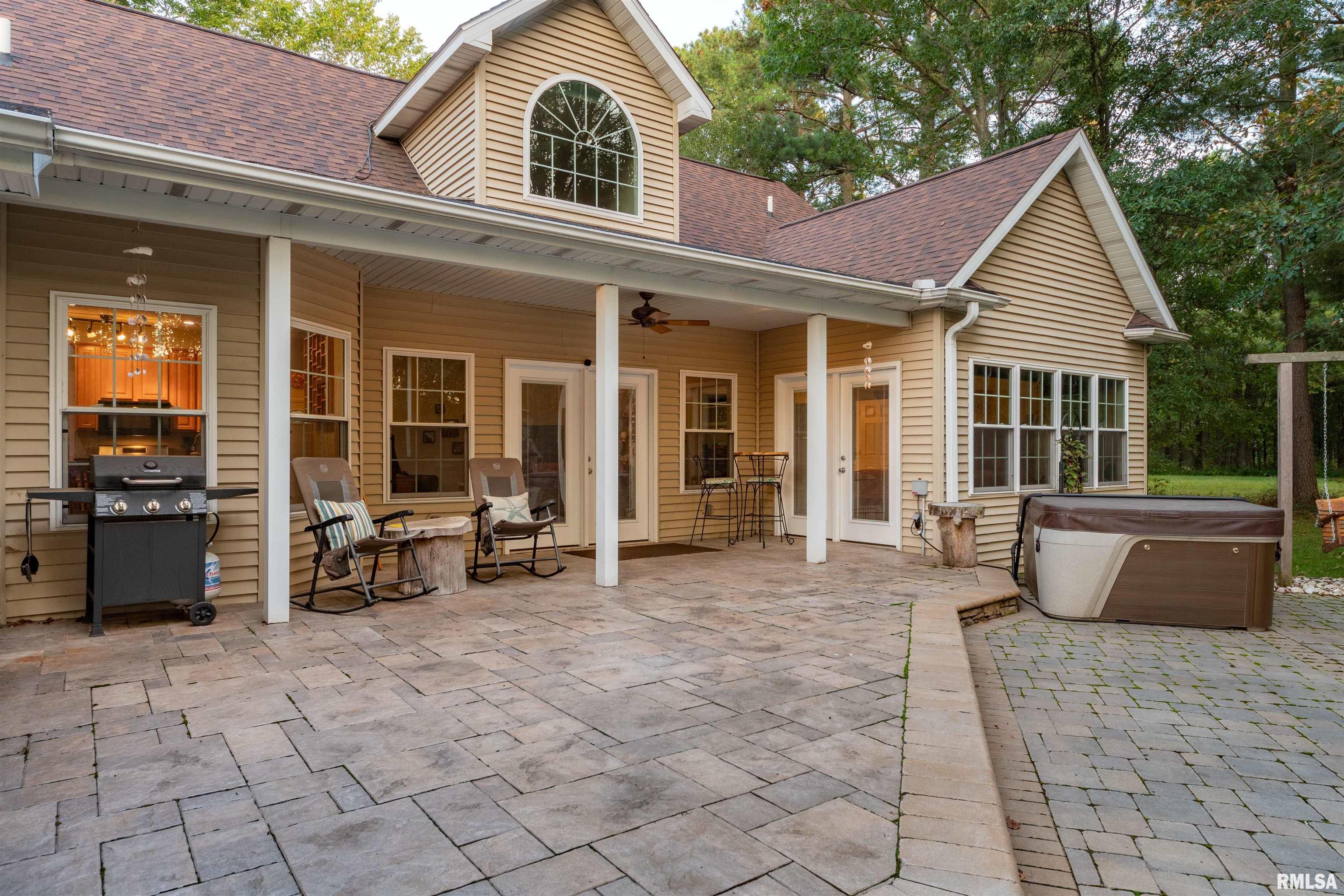 12255 Binkley Road Marion, IL 62959 - Photo 8 of 43