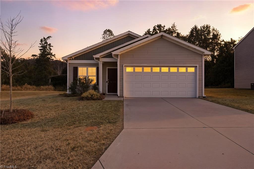 2175 Ever Chase Court Winston-Salem, NC 27103 - Photo 2 of 29