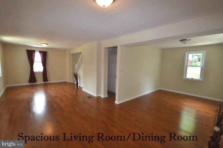 5717 Onnen Road Baltimore, MD 21206 - Photo 21 of 30 Dining Room