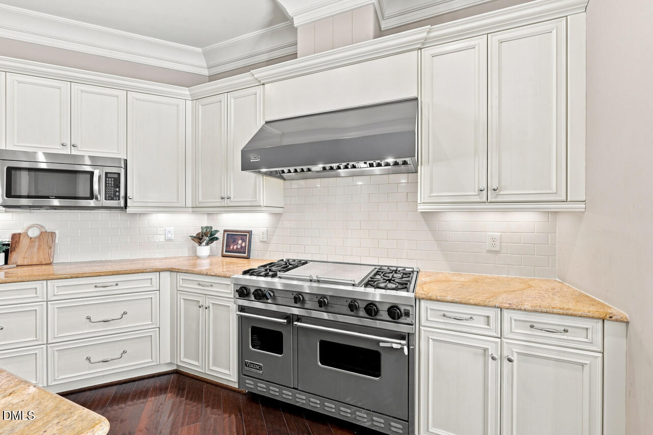 928 Oak Creek Road Raleigh, NC 27615 - Photo 19 of 65 928 Oak Creek26