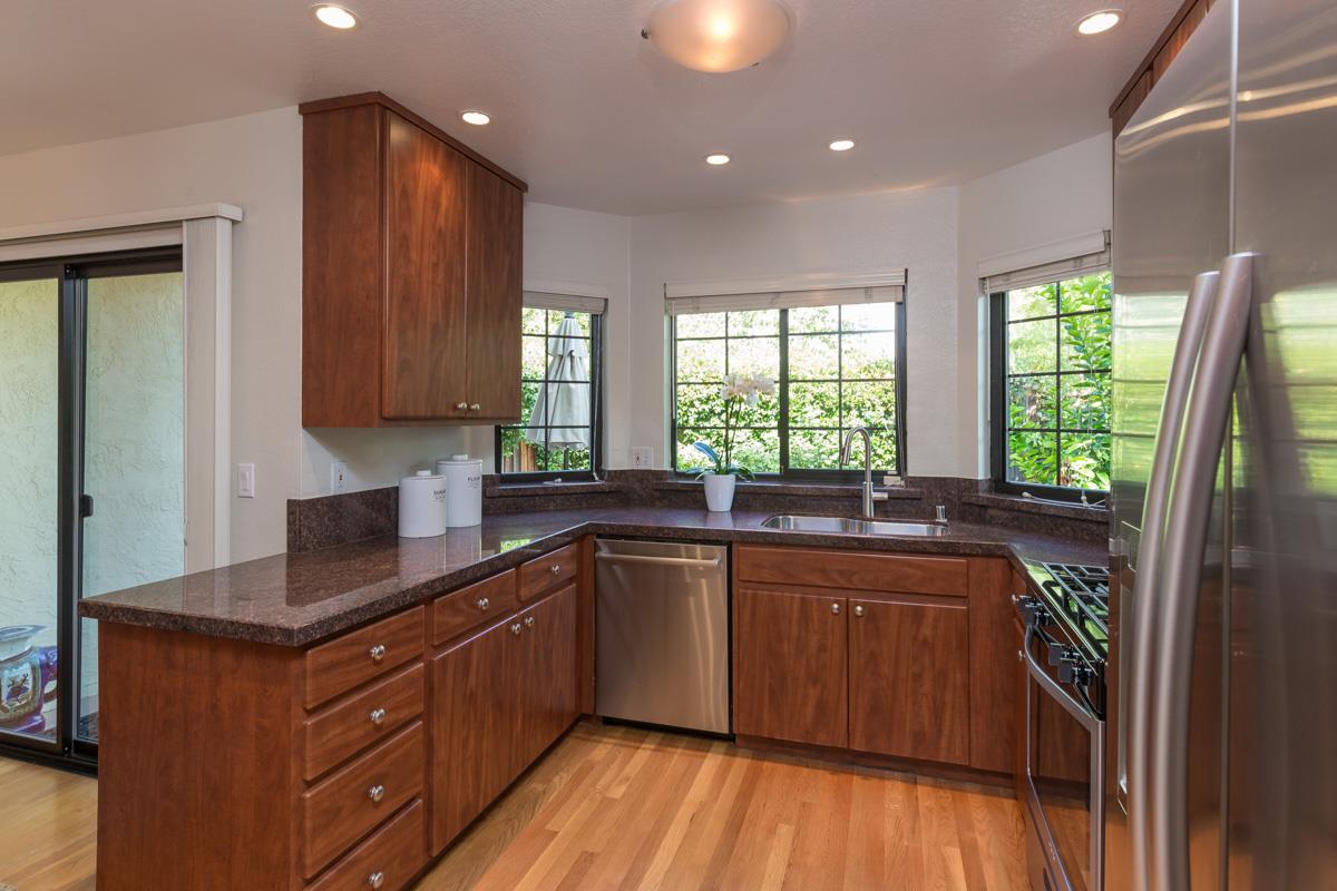 1971 West Middlefield Road, Unit 10 Mountain View, CA 94043 - Photo 8 of 20 Gallery Image 8