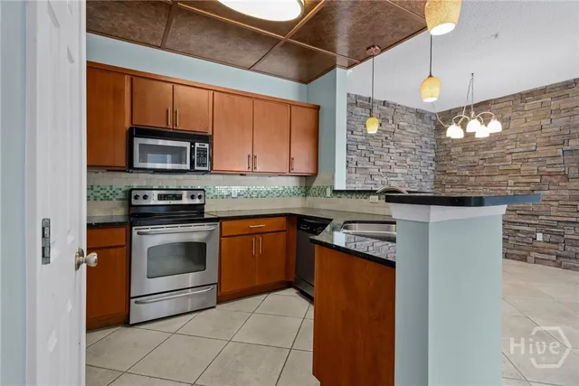 $1,750 | 2208 Walden Park Drive, Savannah, GA 31410