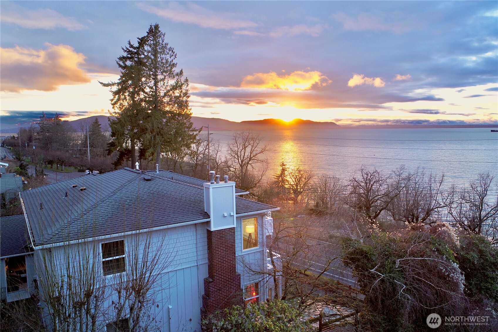 227 South State Street, Unit B Bellingham, WA 98225 - Photo 1 of 40