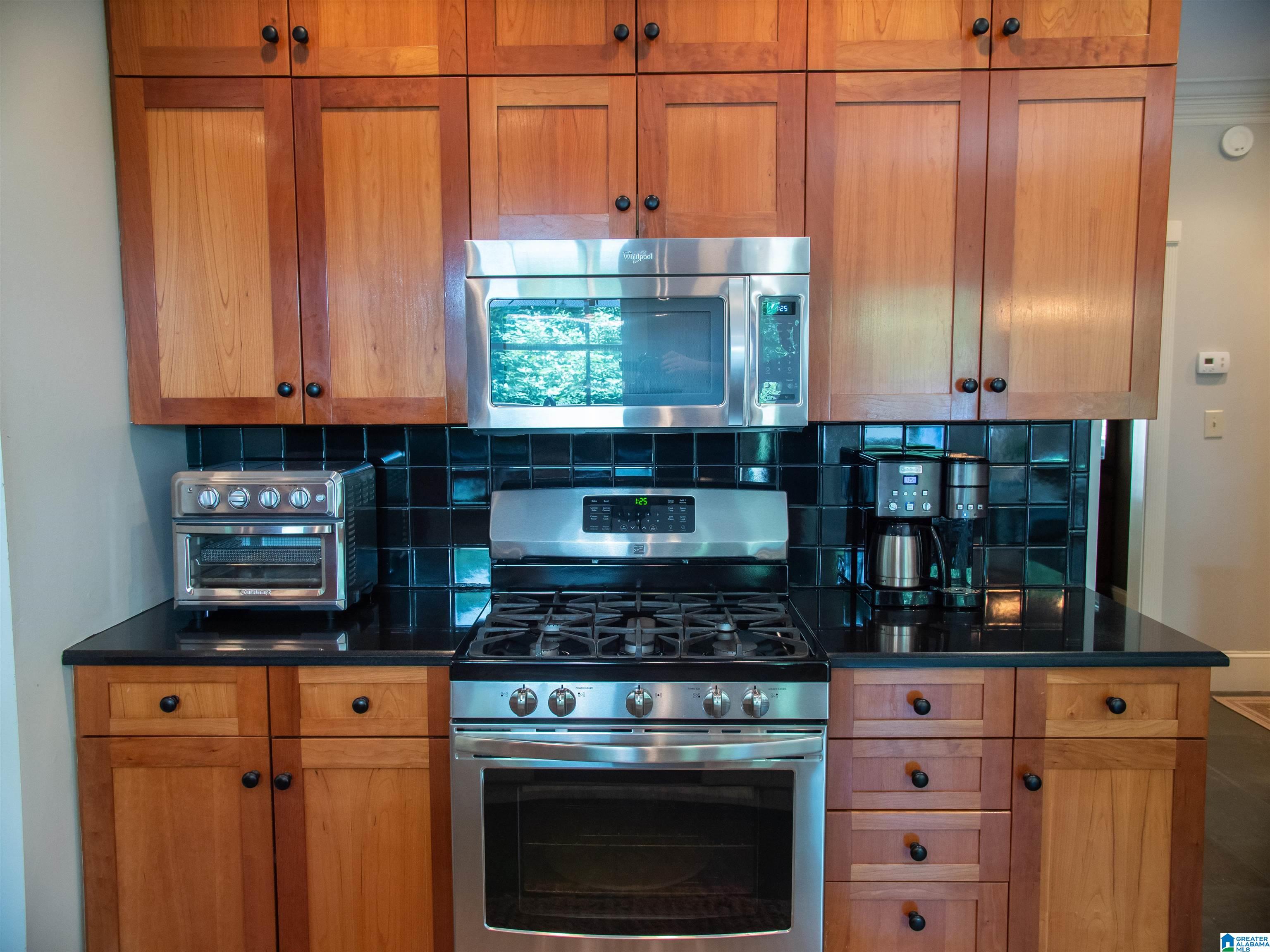 1905 River Woods Road Birmingham, AL 35244 - Photo 4 of 45