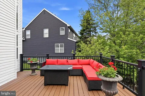 $975,000 | 103 Hidden Court, New Hope, PA 18938