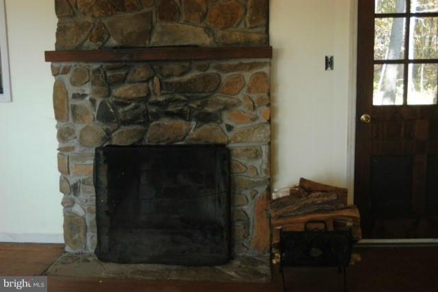 14081 Hume Road Hume, VA 22639 - Photo 5 of 15 Interior (General)