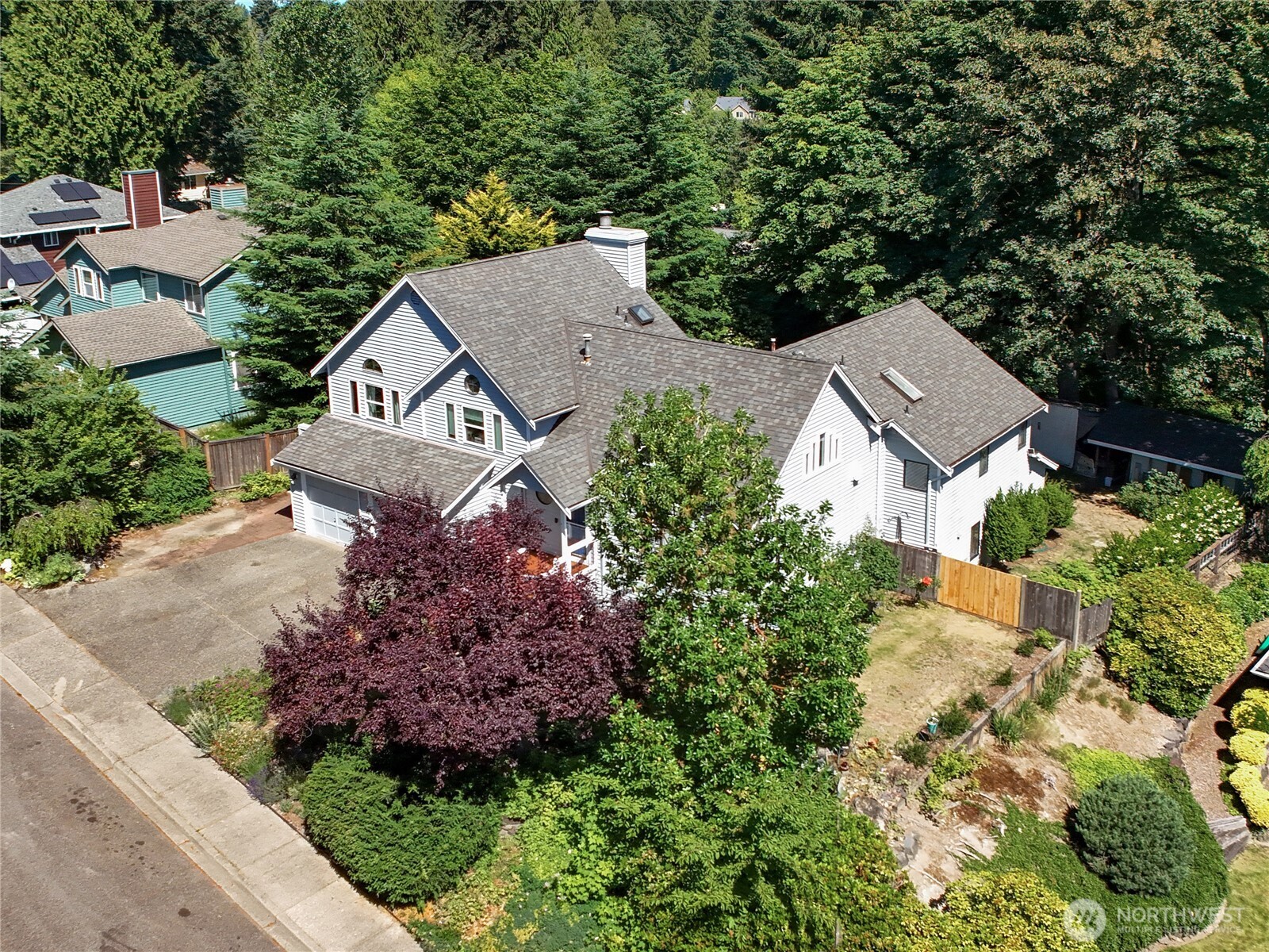 10820 Northeast 183rd Court Bothell, WA 98011 - Photo 4 of 40
