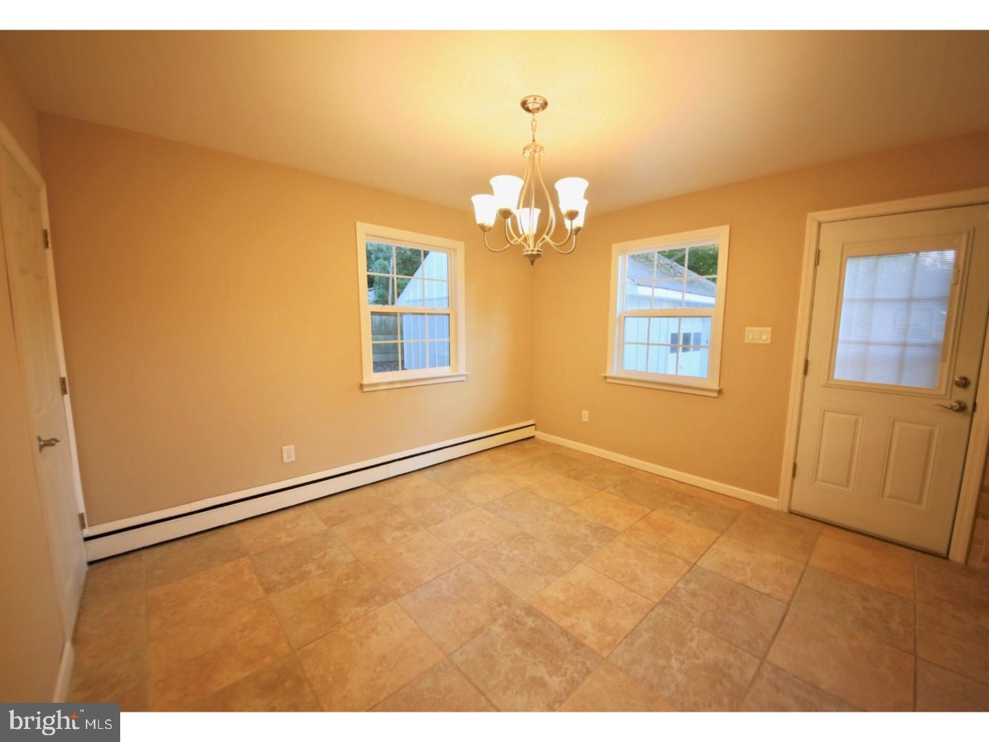 39 Winding Way Road Stratford, NJ 08084 - Photo 12 of 23