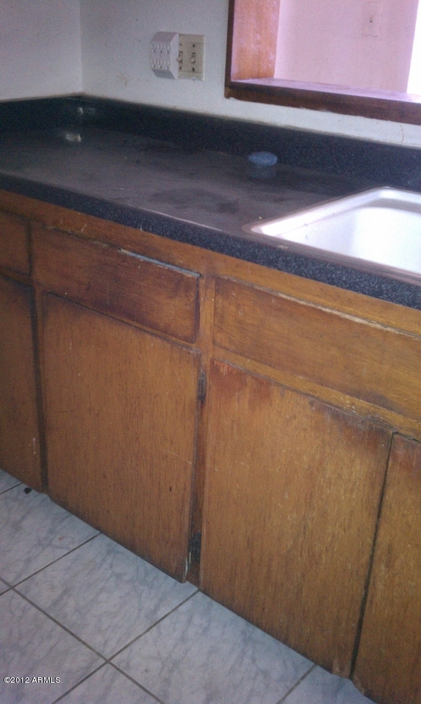 2108 West Pecan Road Phoenix, AZ 85041 - Photo 29 of 30 IMAG0947