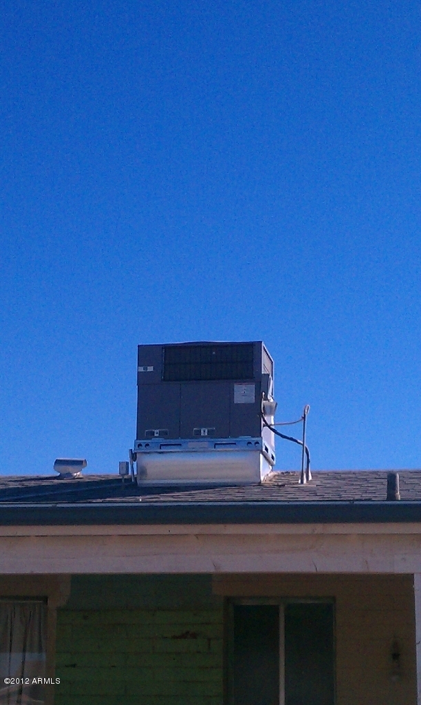 2108 West Pecan Road Phoenix, AZ 85041 - Photo 4 of 30 IMAG0920