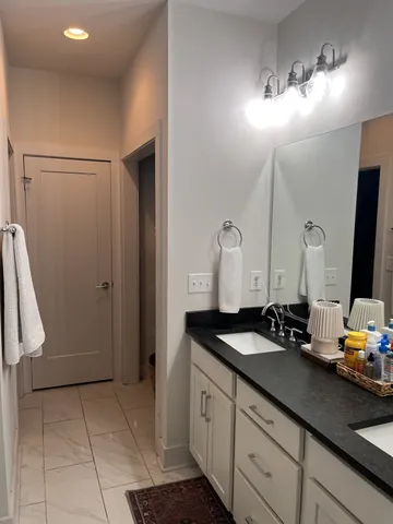 $2,500 | 1537 12th Avenue North, Nashville, TN 37208