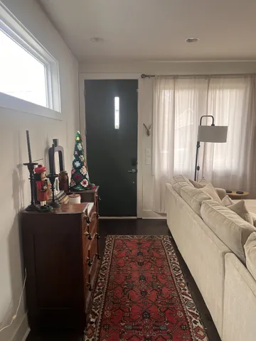 $2,500 | 1537 12th Avenue North, Nashville, TN 37208