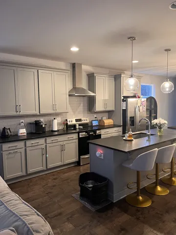 $2,500 | 1537 12th Avenue North, Nashville, TN 37208