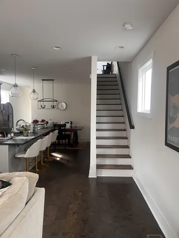 $2,500 | 1537 12th Avenue North, Nashville, TN 37208