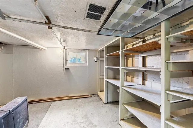 $109,900 | 1019 Morrell Avenue, Connellsville, PA 15425