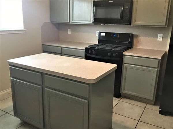 $2,300 | 20927 Banyan Crest Lane, Katy, TX 77449