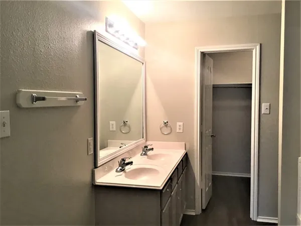 $2,300 | 20927 Banyan Crest Lane, Katy, TX 77449