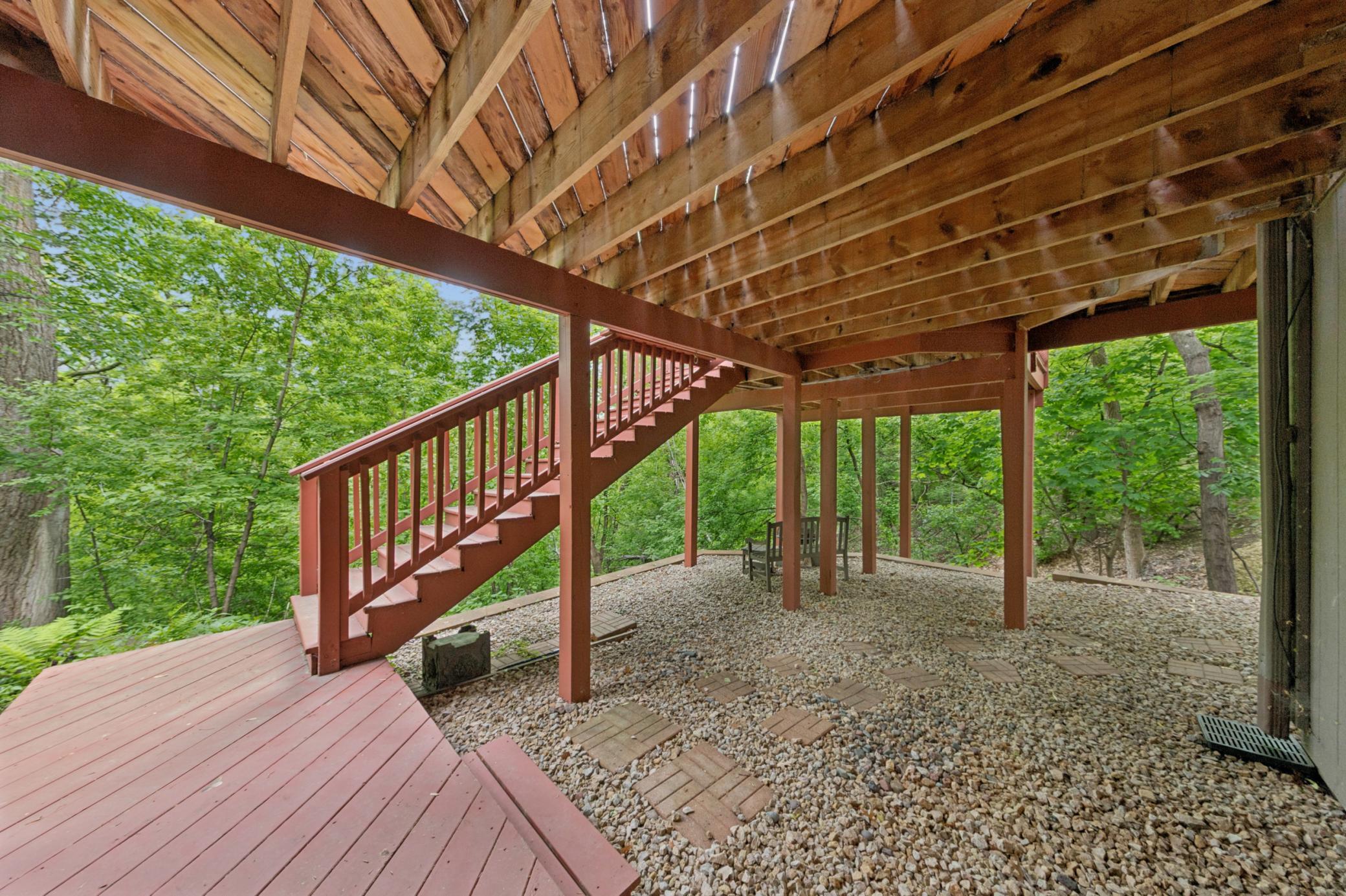 8655 Hunters Way Apple Valley, MN 55124 - Photo 31 of 34