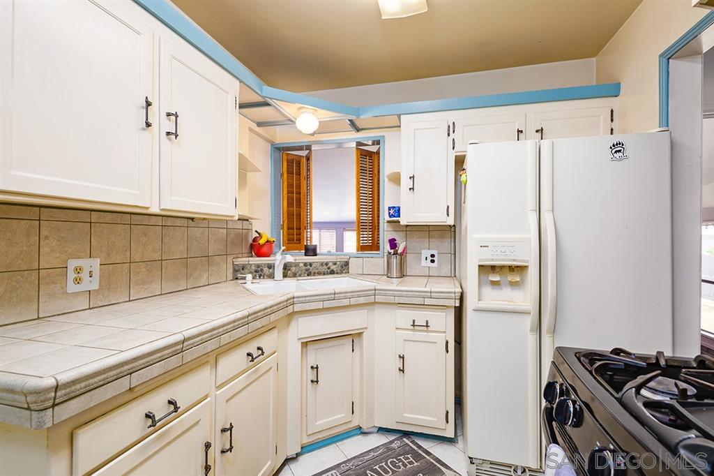 321 El Monte Road El Cajon, CA 92020 - Photo 16 of 24