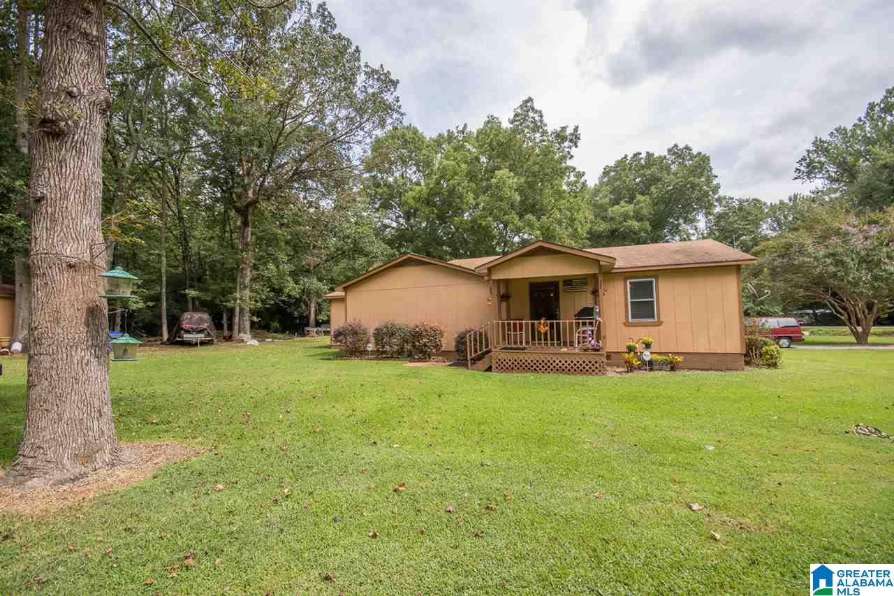 409 Smokey Road Alabaster, AL 35007 - Photo 2 of 22