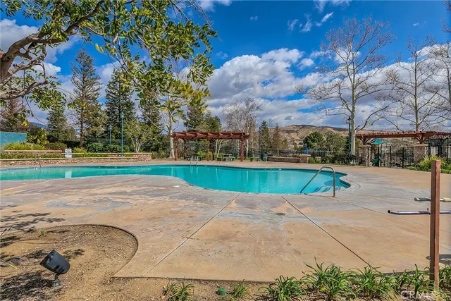 $849,999 | 32241 Big Oak Lane, Castaic, CA 91384