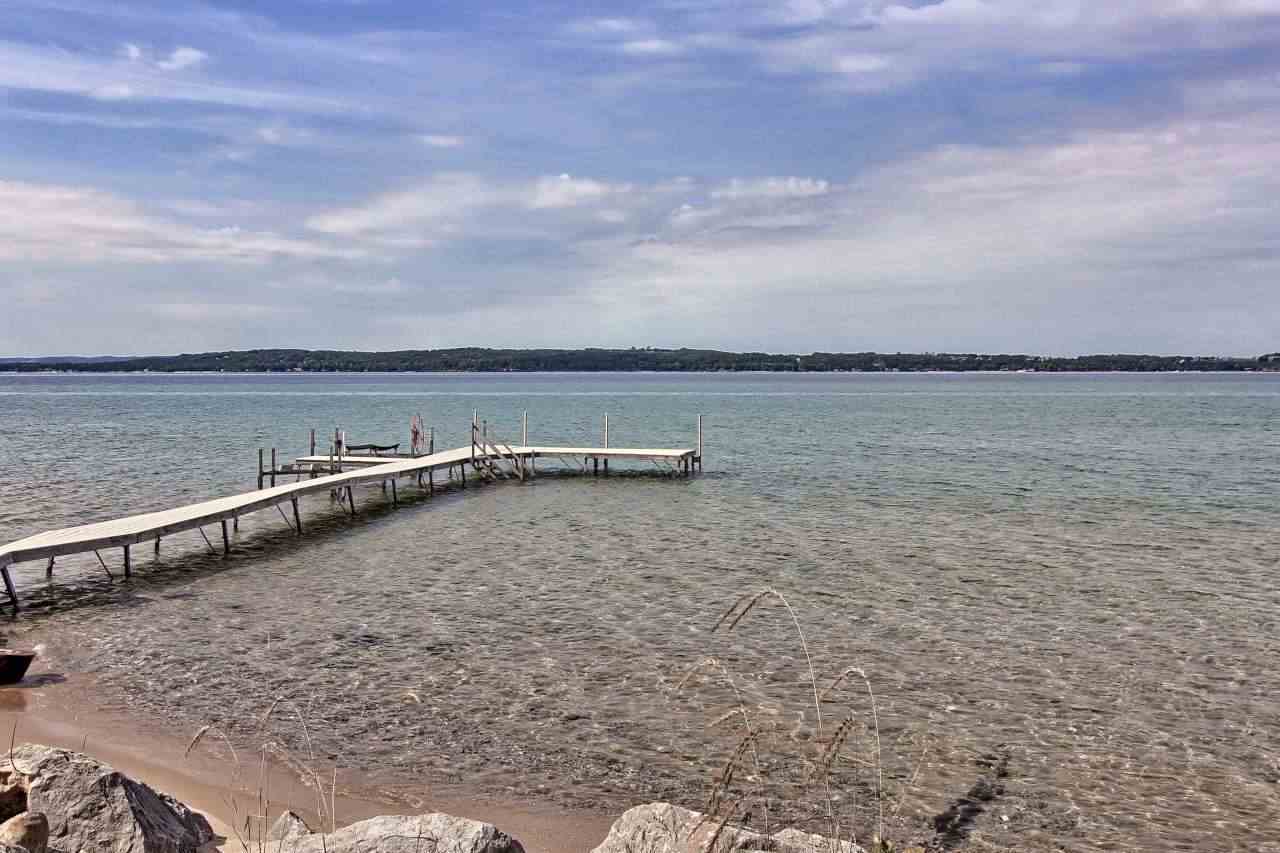 6999 Deepwater Point Road Williamsburg, MI 49690 - Photo 27 of 34 1824978-26.JPG