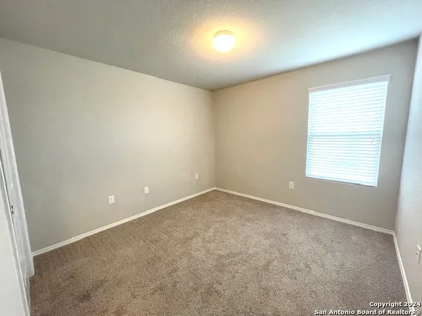 $1,950 | 2966 Daisy Meadow, New Braunfels, TX 78130