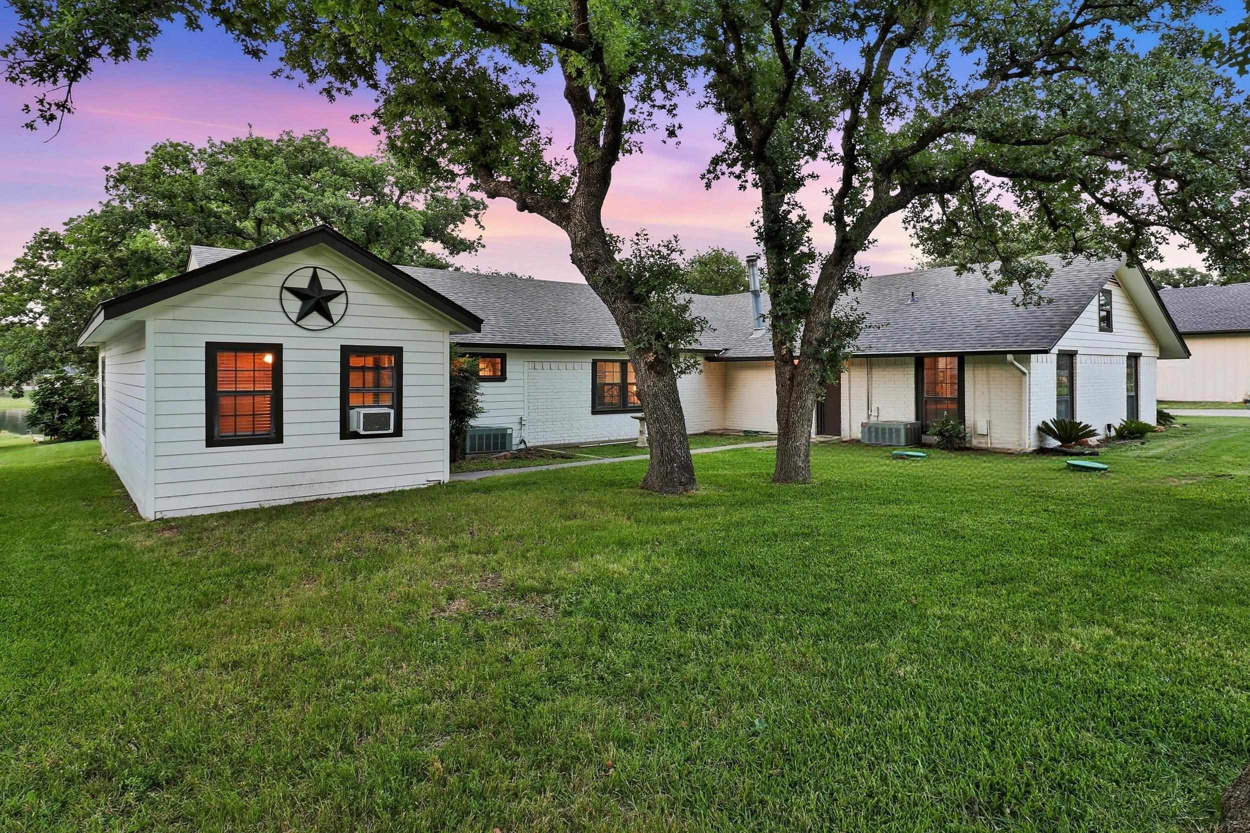 115 Sunset Circle Burnet, TX 78611 - Photo 37 of 45