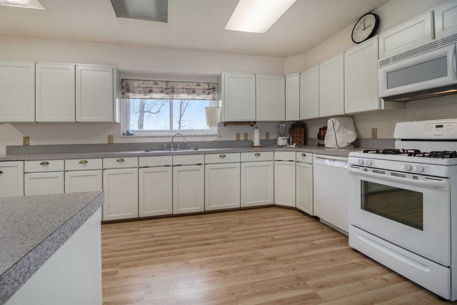 6375 Werkner Road Chelsea, MI 48118 - Photo 8 of 39 Photo 8