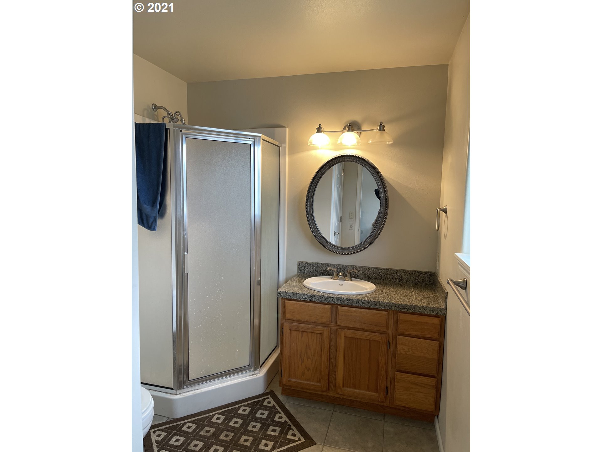 202 Northeast Rifle Range Street Roseburg, OR 97470 - Photo 12 of 13 Gallery Image 12