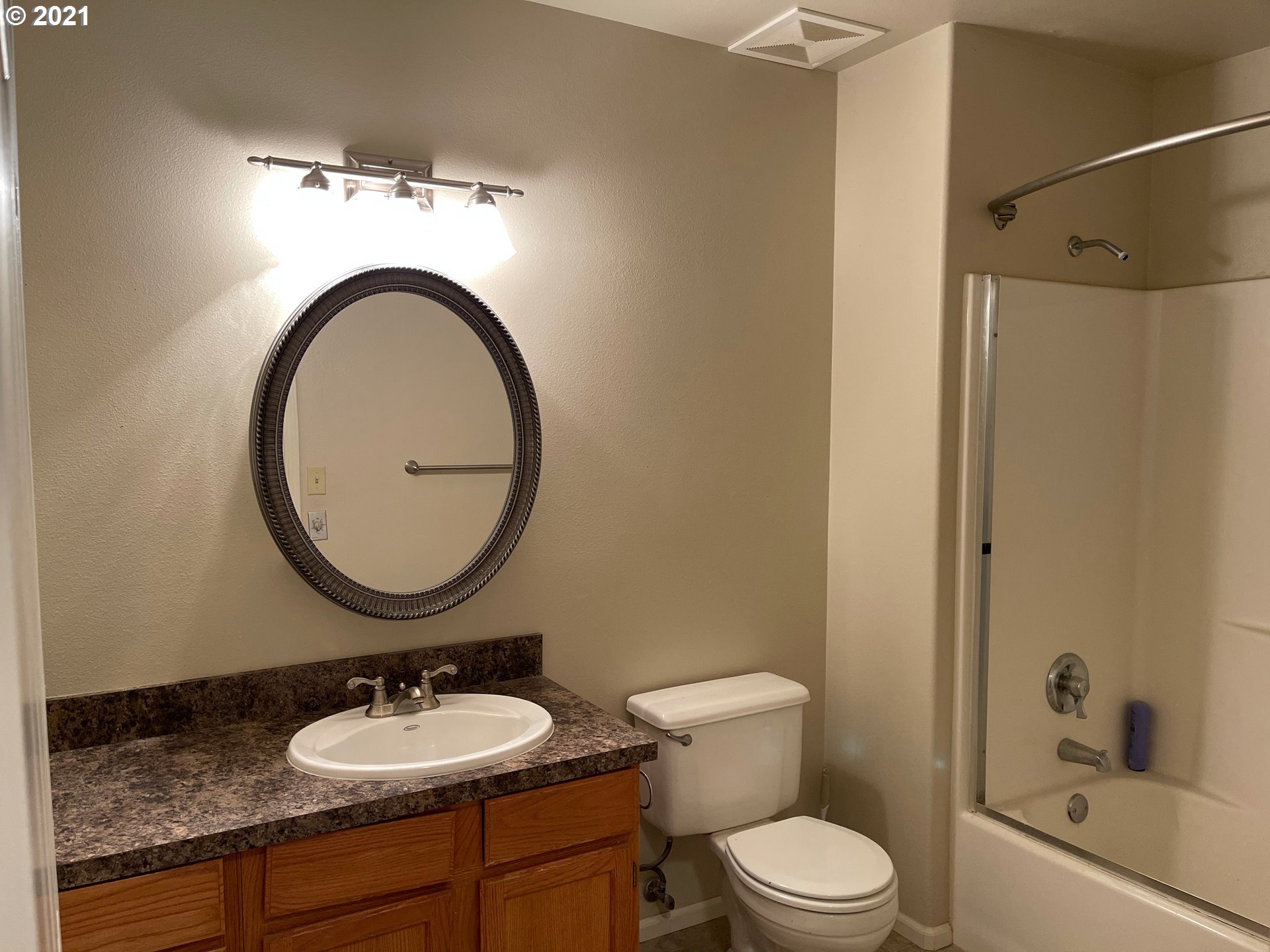 202 Northeast Rifle Range Street Roseburg, OR 97470 - Photo 13 of 13 Gallery Image 13