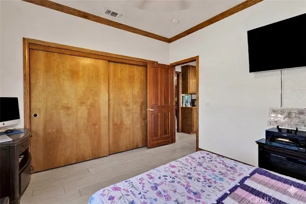 $565,000 | 19985 Red Feather Road, Apple Valley, CA 92307