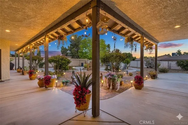 $565,000 | 19985 Red Feather Road, Apple Valley, CA 92307
