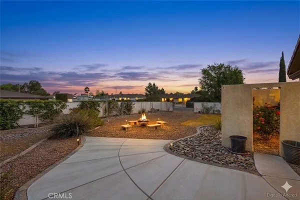 $565,000 | 19985 Red Feather Road, Apple Valley, CA 92307