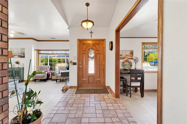 $565,000 | 19985 Red Feather Road, Apple Valley, CA 92307