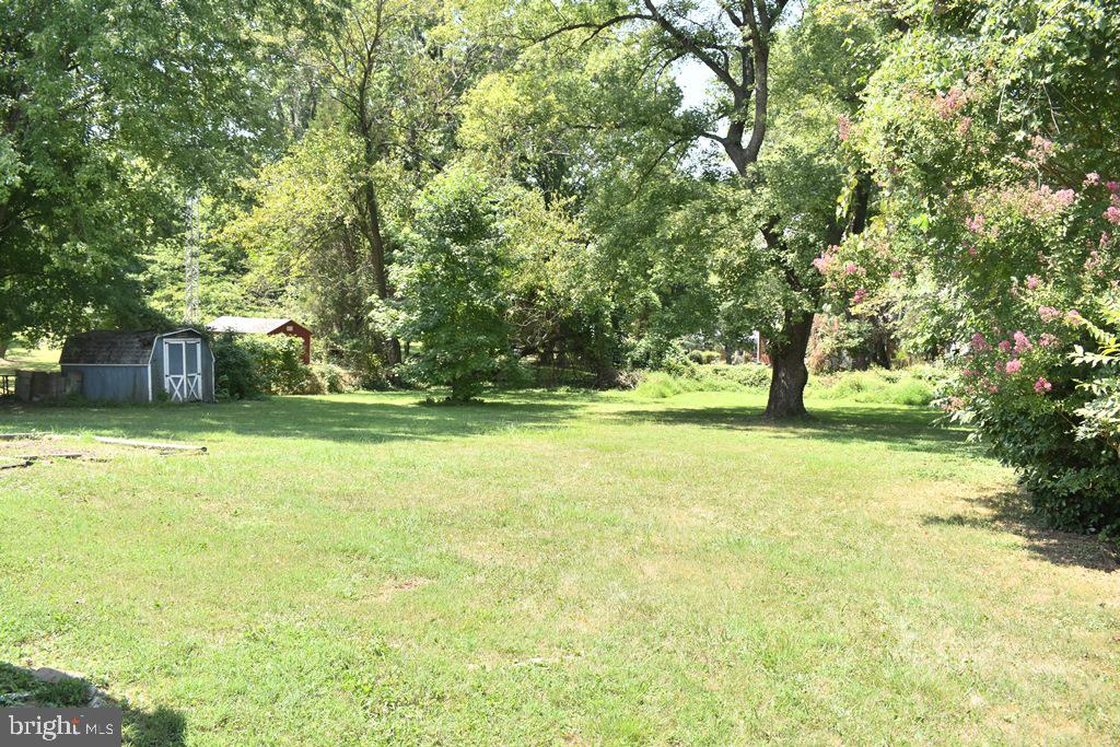 5711 Huntland Road Temple Hills, MD 20748 - Photo 6 of 23
