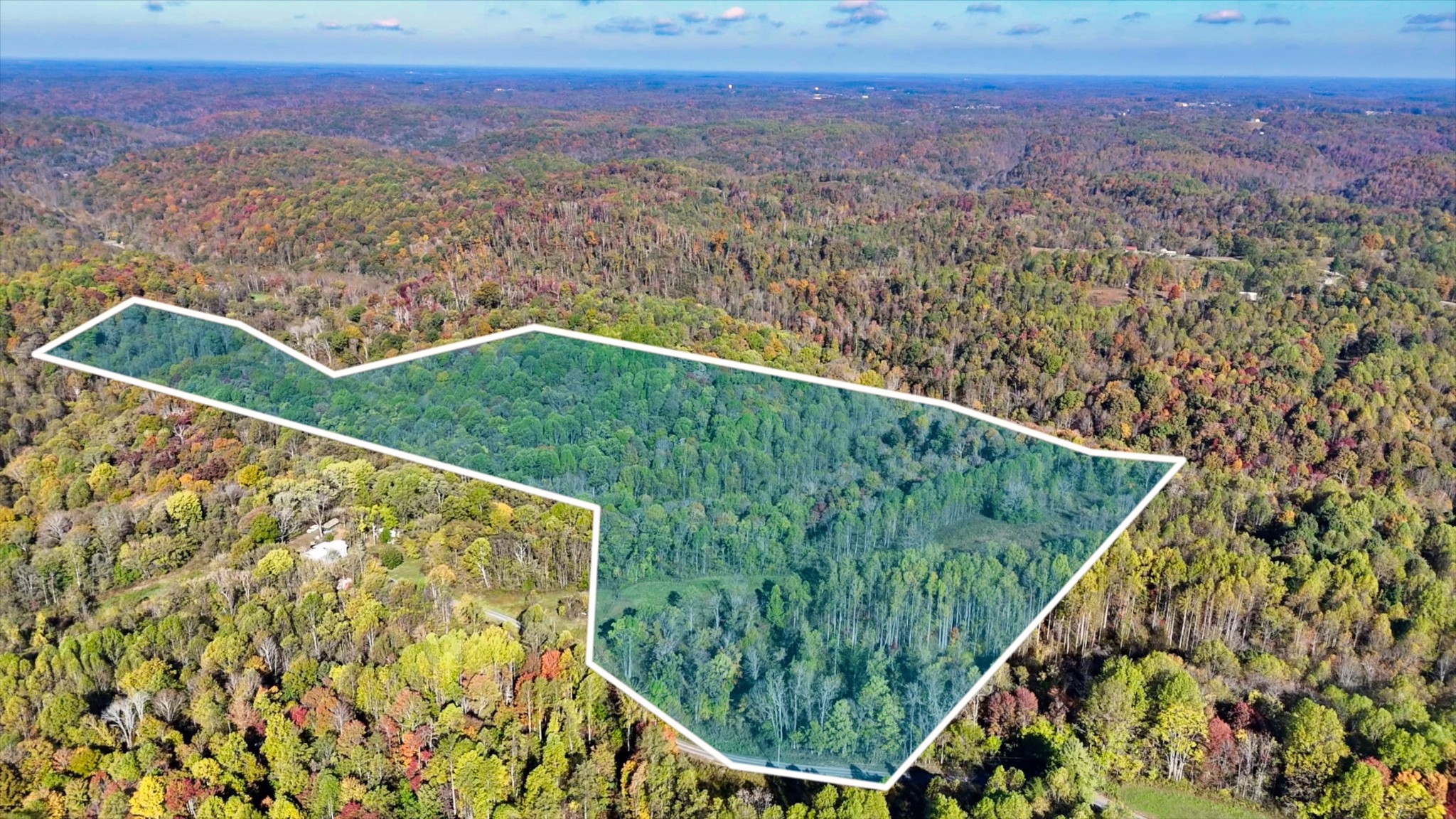 567 Patch Lane Bethpage, TN 37022 - Photo 2 of 14 a view of a yard with an outdoor space