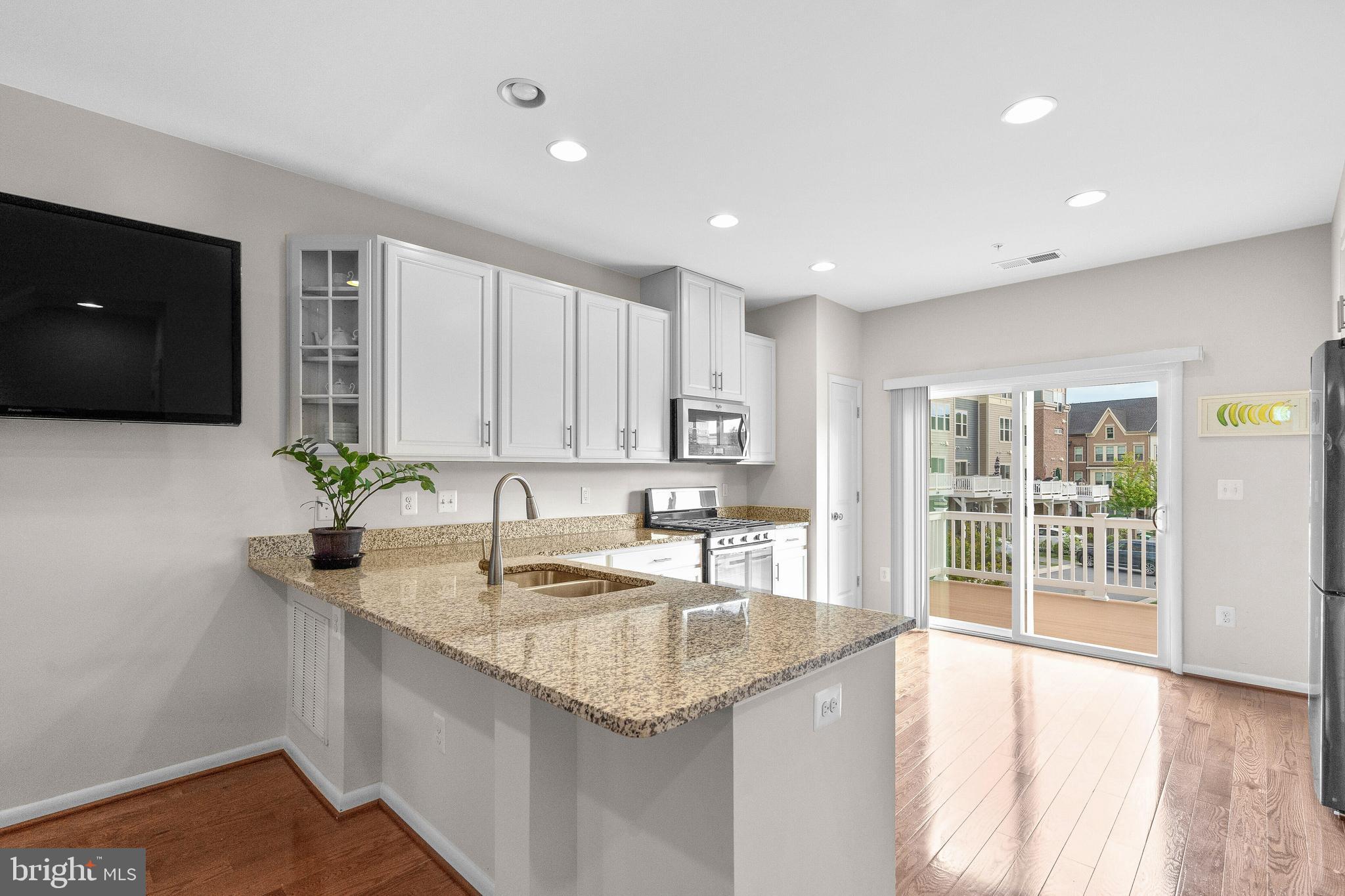 9710 Fields Road Gaithersburg, MD 20878 - Photo 13 of 55 Gallery Image 13