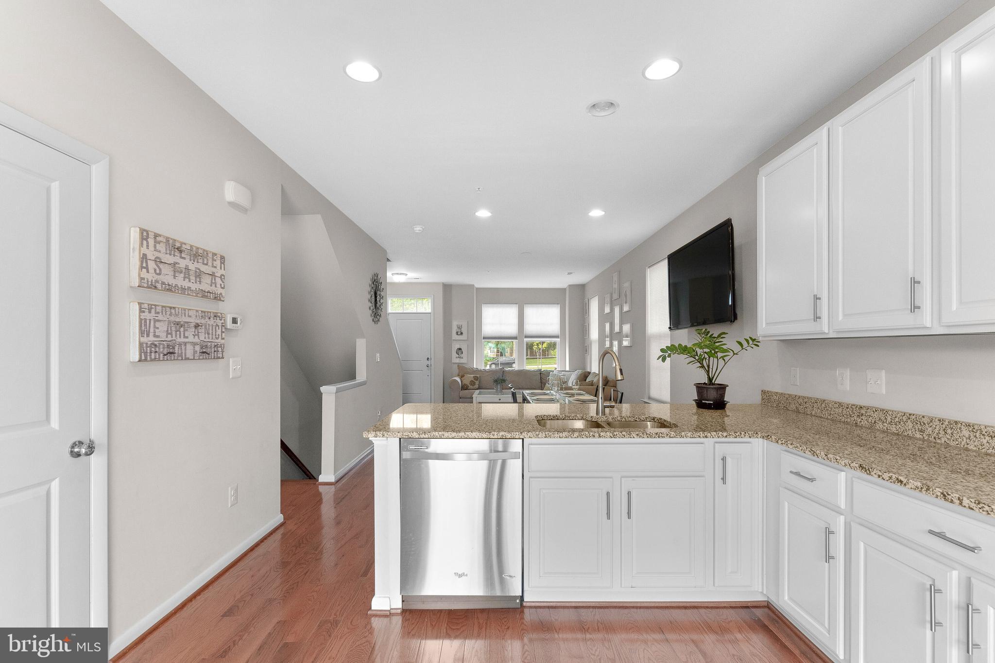 9710 Fields Road Gaithersburg, MD 20878 - Photo 15 of 55 Gallery Image 15